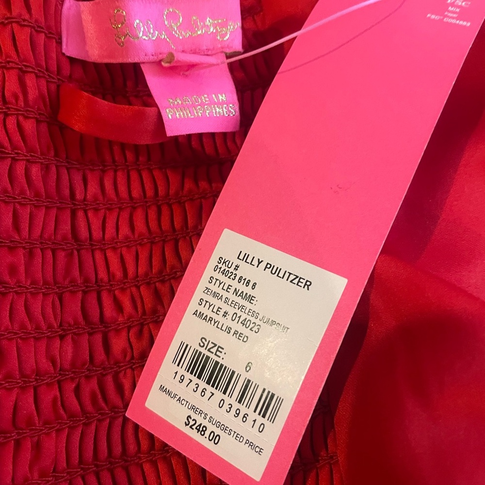 Lily Pulitzer beautiful red romper. Red tie belt not shown - Picture 4 of 5